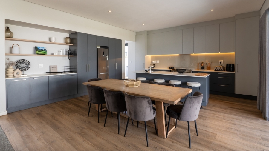 4 Bedroom Property for Sale in Pearl Valley at Val de Vie Western Cape